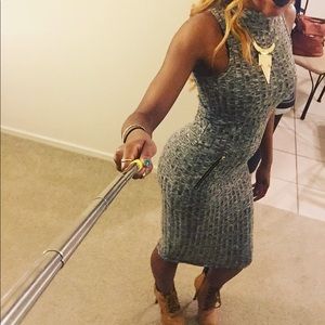 Grey sleeveless midi dress